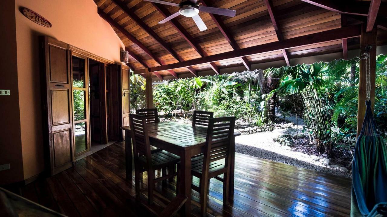 Hotel El Pequeno Gecko Verde Sámara エクステリア 写真